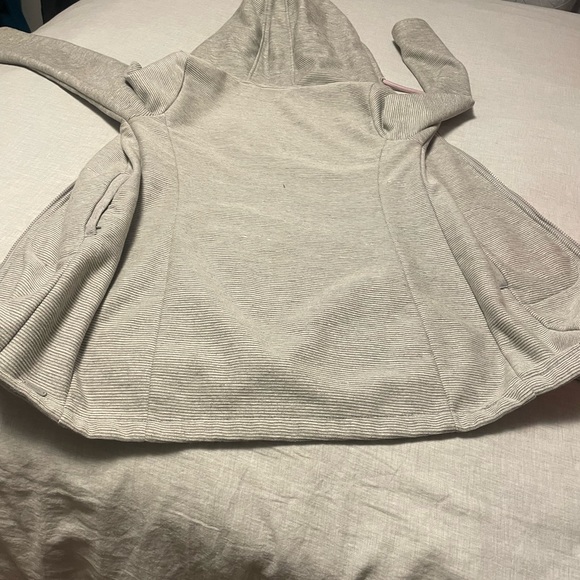 Grey Bench zip up hoodieLight grey on the outside with a pink lining. - Picture 2 of 3